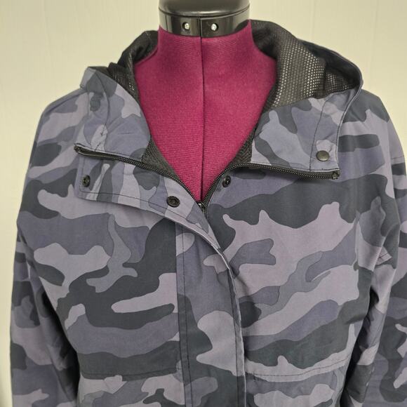 Women's Old Navy "Active" Gray Camo Water Resistant Cropped Rain Jacket | Size M - Picture 3 of 12